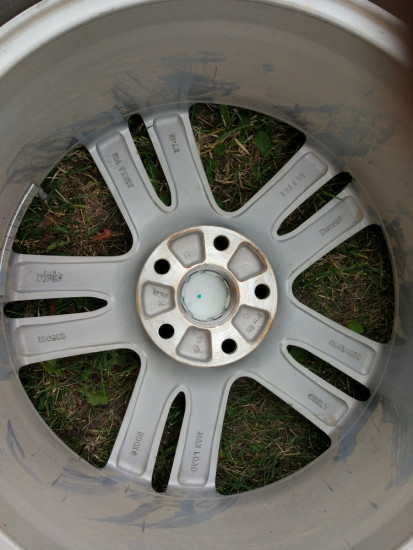 geely-atlas-wheel-size.jpg
