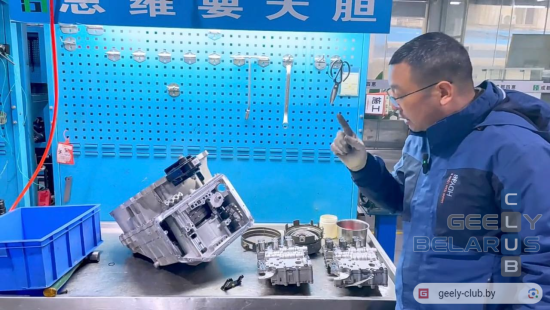 "РАСПОЛОВИНЕННАЯ" АКПП DSI 6AT GEELY